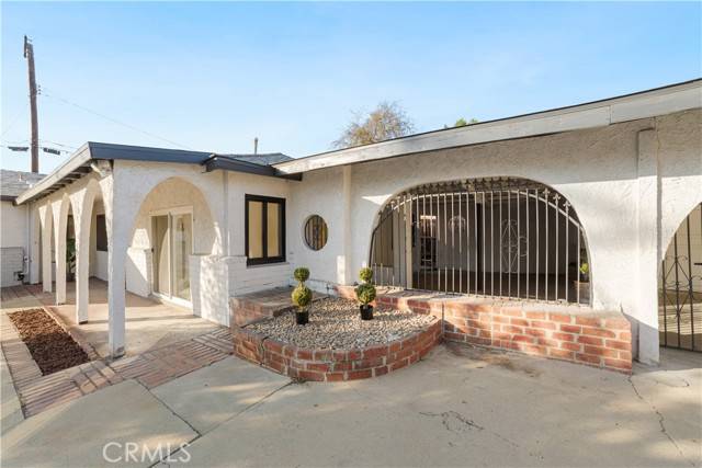 Ontario, CA 91761,932 S Bon View Avenue