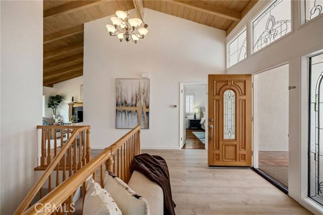 Palos Verdes Estates, CA 90274,4321 Via Azalea