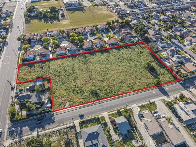 Fontana, CA 92336,7612 Mango Avenue