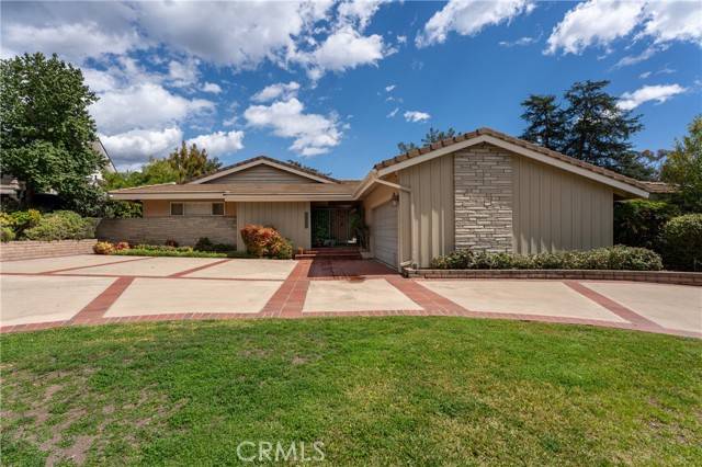 Sierra Madre, CA 91024,1960 Liliano Drive
