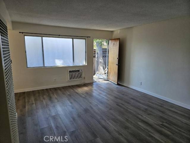 Monrovia, CA 91016,124 W Cherry Avenue