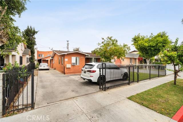 Huntington Park, CA 90255,6727 Stafford Avenue