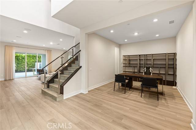 Montebello, CA 90640,185 Orchid Ct