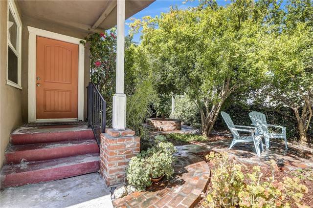 Los Angeles, CA 90041,1454 N Avenue 46