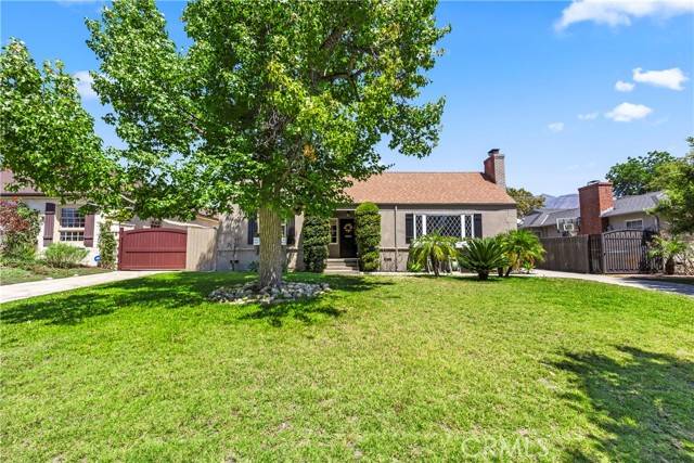 Pasadena, CA 91107,2205 Las Lunas Street