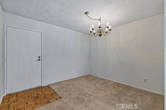 Glendale, CA 91203,333 Burchett Street #208