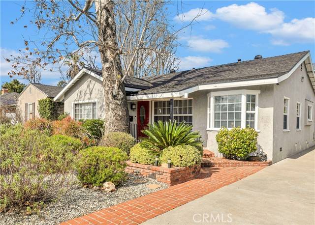 Valley Village, CA 91602,11559 Blix Street
