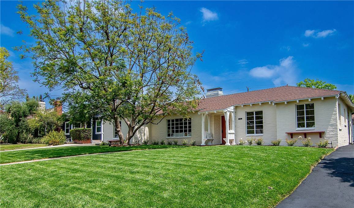 Burbank, CA 91506,438 S Lamer Street