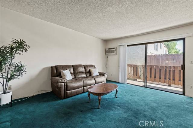 Reseda (los Angeles), CA 91335,17900 Sherman Way #416