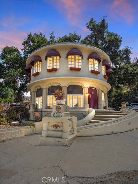 Sun Valley (los Angeles), CA 91352,8618 La Tuna Canyon Road