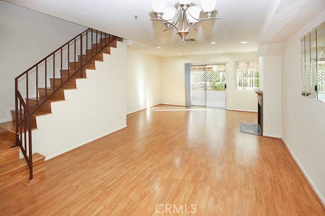 Glendale, CA 91206,223 N Adams #6