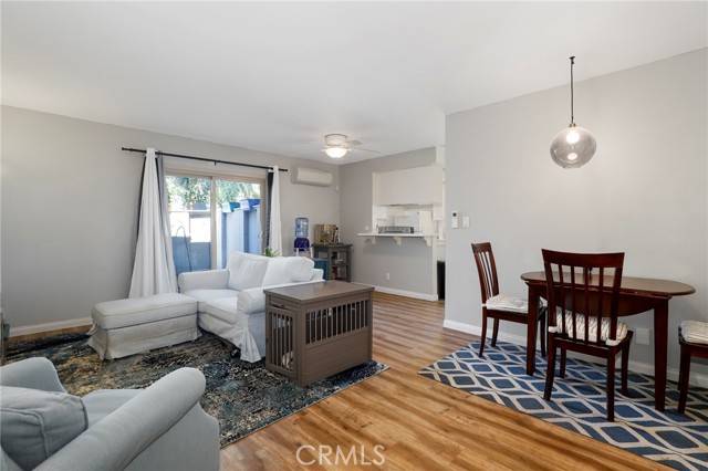 Woodland Hills (los Angeles), CA 91367,6021 Fountain Park Ln #2