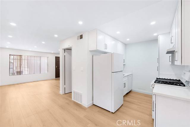 Glendale, CA 91204,333 Riverdale Drive #1A