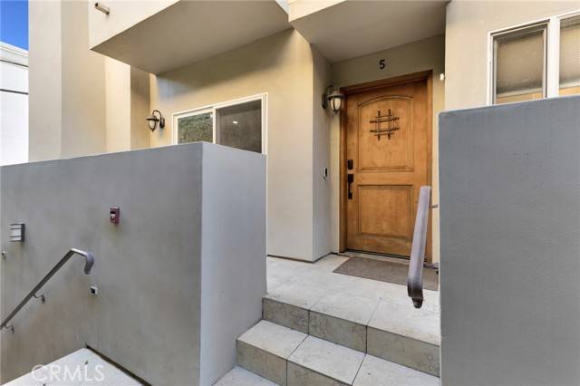 Studio City (los Angeles), CA 91604,10866 Bluffside #5