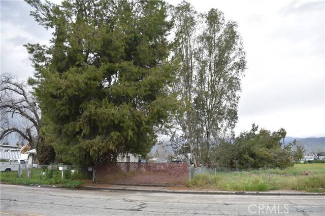 Highland, CA 92410,25084 5th Street