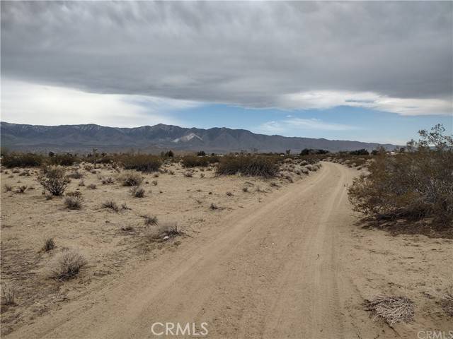 Lucerne Valley, CA 92356,10859 Allen Way