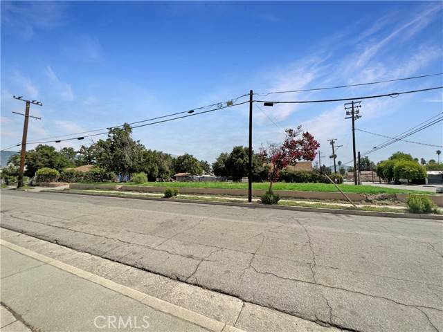 San Bernardino, CA 92410,442 W 10th Street