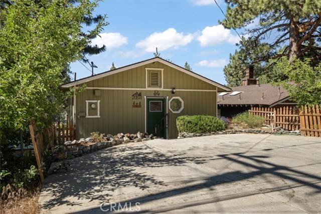 Wrightwood, CA 92397,2058 Mojave Scenic Drive