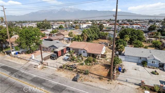 Fontana, CA 92335,15256 Merrill Avenue