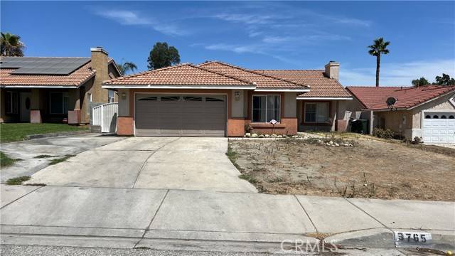 Fontana, CA 92335,9765 Cupid Way