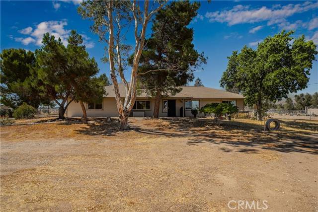 Oak Hills, CA 92344,10171 Cambria Road