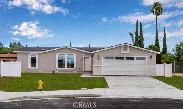 Perris, CA 92570,728 Larissa