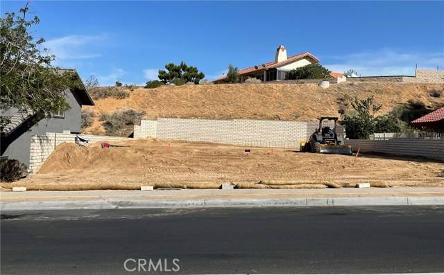 Victorville, CA 92395,12935 Spring Valley