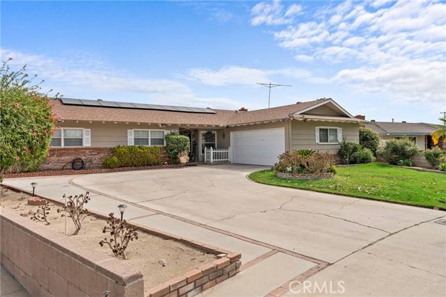 Fontana, CA 92335,9081 Tangelo Avenue