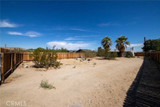 Joshua Tree, CA 92252,6443 Valley View Street