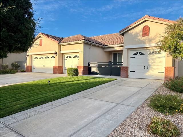 Apple Valley, CA 92308,10324 Silverberry Street