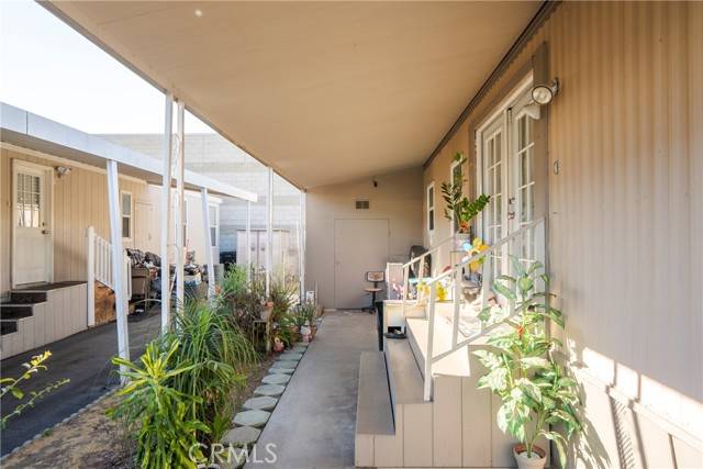 Azusa, CA 91702,600 W Gladstone Street #31