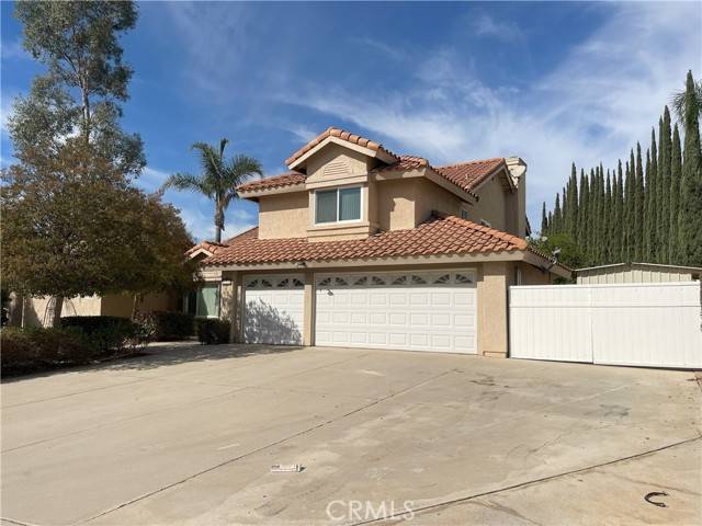 Riverside, CA 92506,124 Gracefield Way