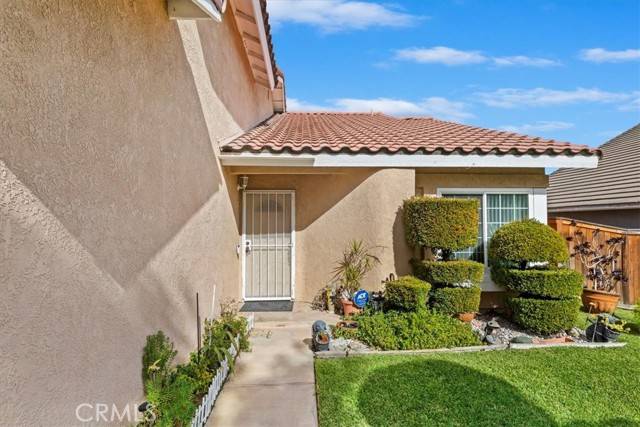 Corona, CA 92881,1043 RIDGEWOOD Drive