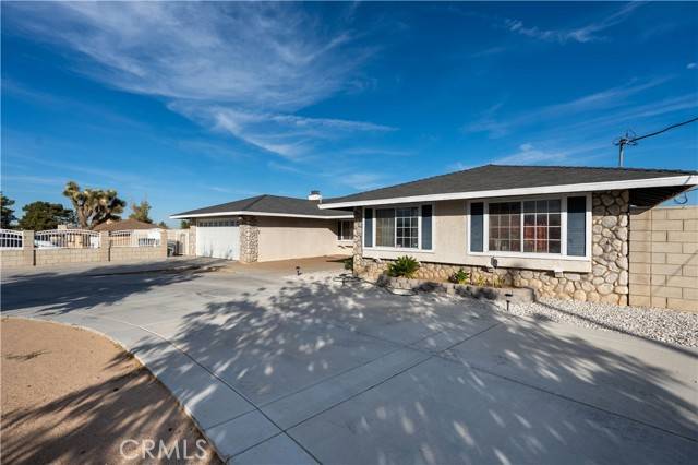 Hesperia, CA 92345,11043 Locust Avenue