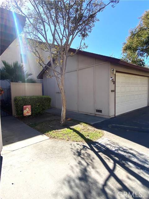 Azusa, CA 91702,338 W Indian Dunes Lane