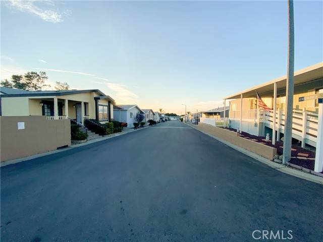 Mentone, CA 92359,2140 Mentone Blvd #63