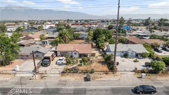 Fontana, CA 92335,15256 Merrill Avenue