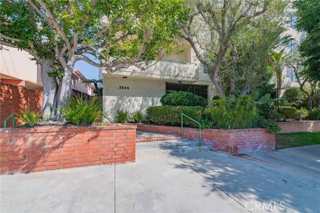 Los Angeles, CA 90066,3544 S Centinela Avenue #106