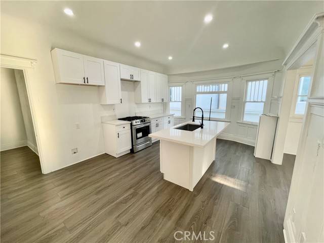 Los Angeles, CA 90006,1334 S Berendo Street