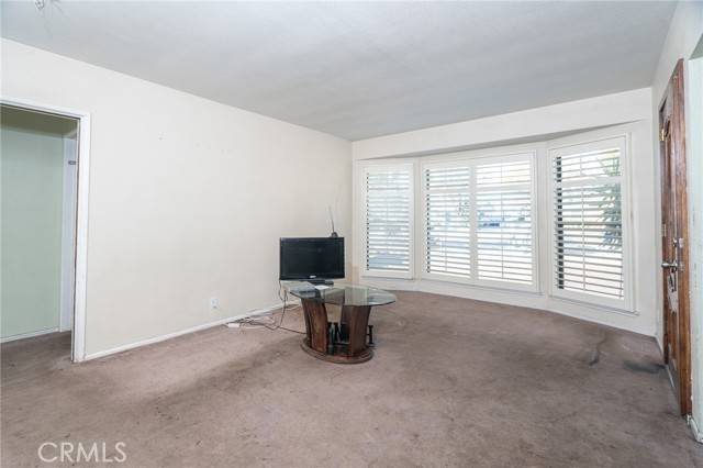 Azusa, CA 91702,214 N Alameda Avenue