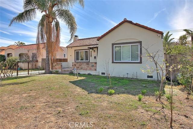 Pasadena, CA 91107,1888 E Villa Street