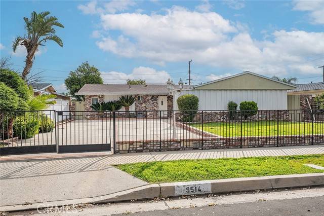 Chatsworth (los Angeles), CA 91311,9514 Delco Avenue