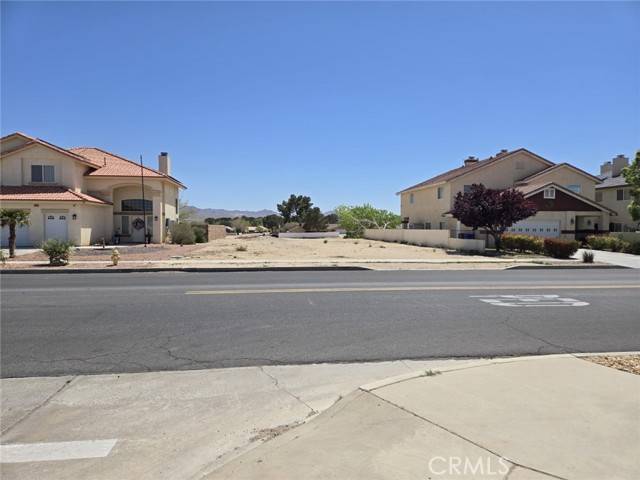 Helendale, CA 92342,26979 Lakeview Drive
