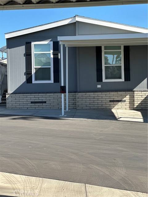 Upland, CA 91786,1565 W Arrow Hwy