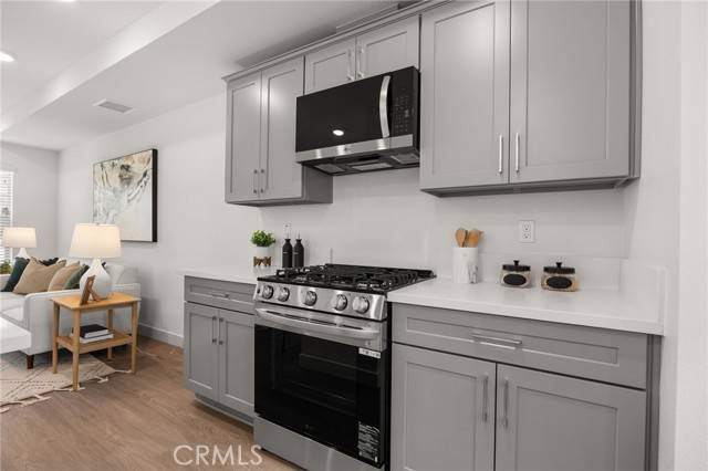 La Verne, CA 91750,2109 N White Avenue #B