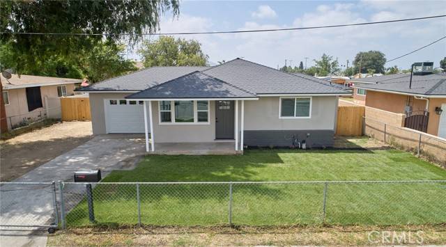 Fontana, CA 92335,16417 Ivy Avenue