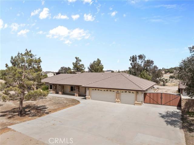 Oak Hills, CA 92344,9153 Kittering Road