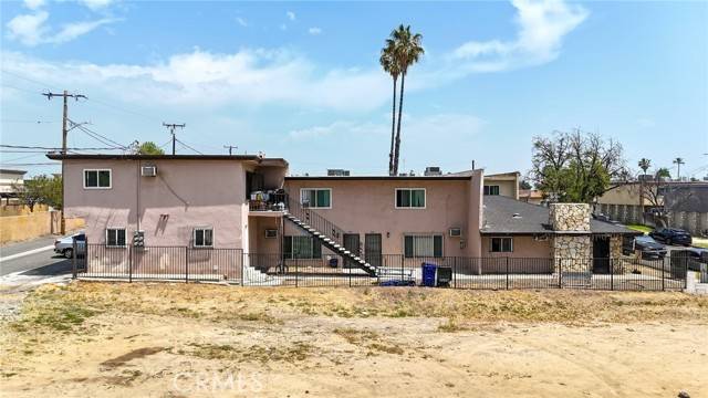 Rialto, CA 92376,264 W Jackson Street