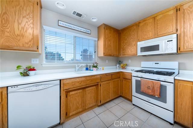 Victorville, CA 92395,15673 Kingswood Drive