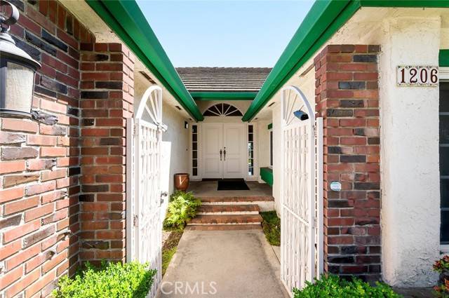 Sierra Madre, CA 91024,1206 Arno Drive